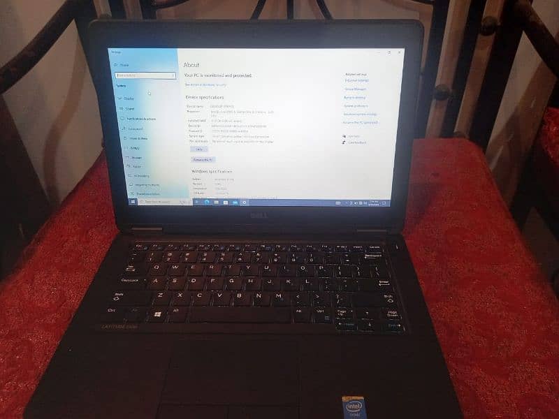 Dell latitude i5 ,  5th Generation. 1