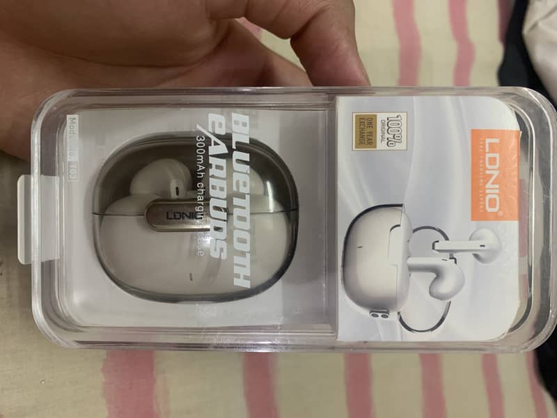 Ldnio Airpods  for sell 0
