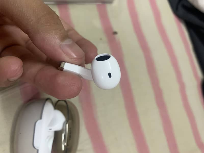 Ldnio Airpods  for sell 2
