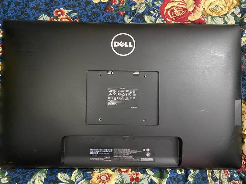 Dell 23 inch (TouchScreen) IPS LED 3