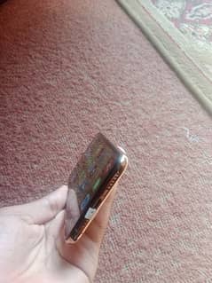 Iphone xs 64 gb gold colour non pta factory unlocked