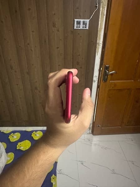 Apple Iphone 11 64GB Red Colour 6