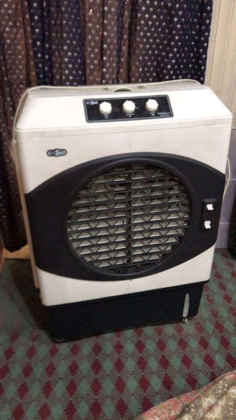 SuperAsia Air Cooler ECM-5000plus with Extra Cool Refreazable Ice Bags 0