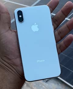 IPhone Xs 64 gb white color