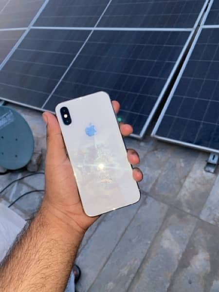 IPhone Xs 64 gb white color 6