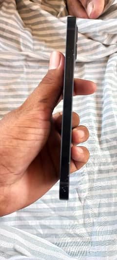 iphone 12 mini black color