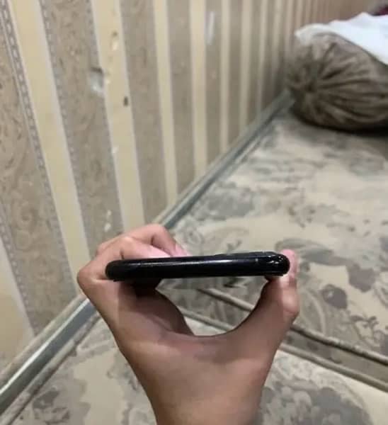 Iphone 11 pro max 2