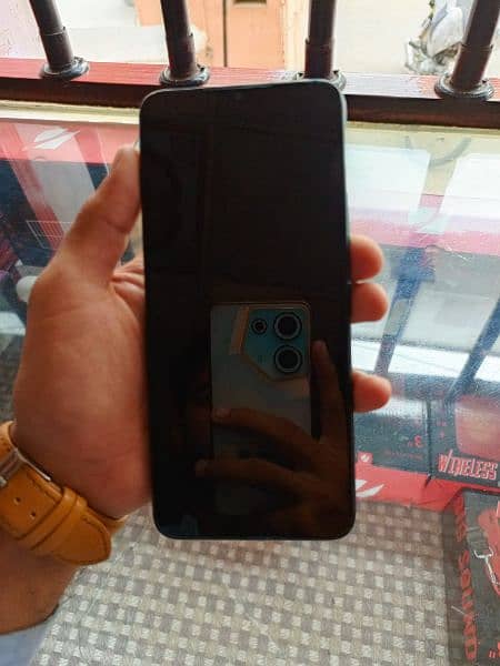 infinix hote 9 play 10 by 10 condition green colour 3/64 with box 2