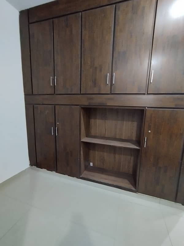 2 Bed Apartment Non Furnished For Rent At Very Ideal Location Facing Eiffel Tower In Bahria Town Lahore 5