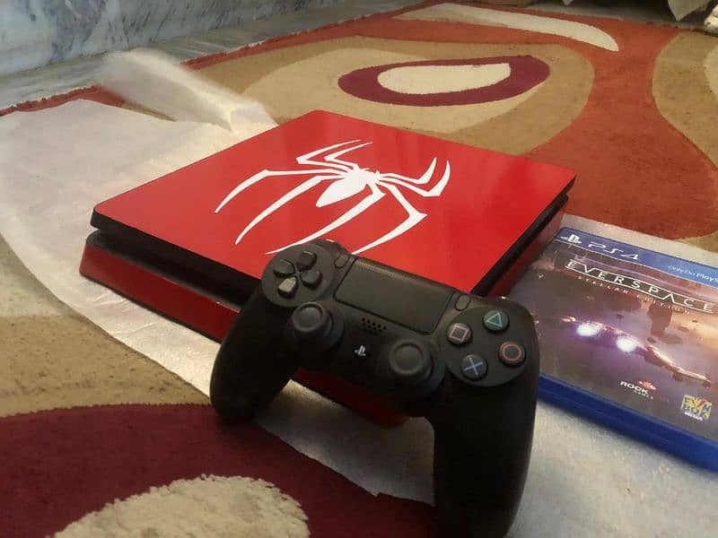 PS4 slim 2tb Spiderman edition 0