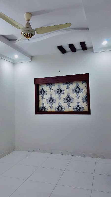 Size 35x70 Upper Portion For Rent In G-13 0