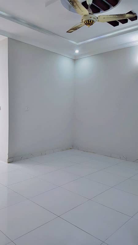 Size 35x70 Upper Portion For Rent In G-13 7
