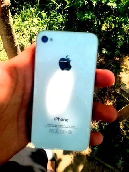 I phone 4 s  pta approved 2