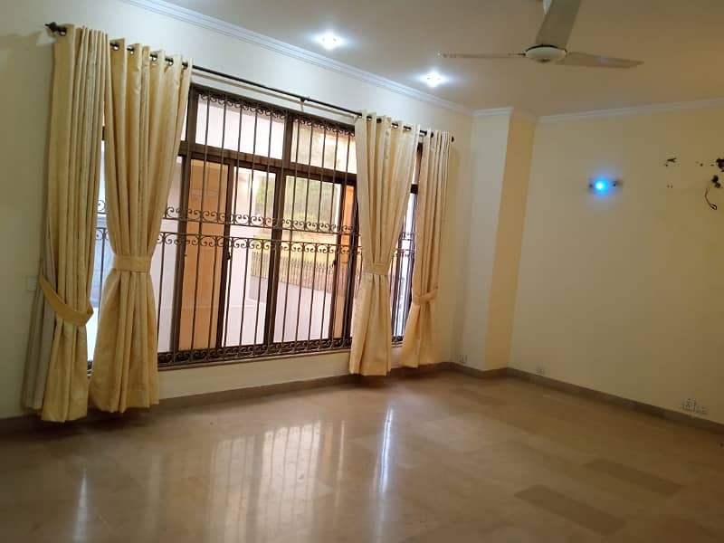 50*90 Upper Portion Available For Rent 4