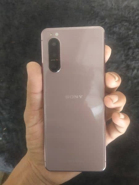 Sony Xperia 5 mark 2 10 by 10 two green line 03273609750 3