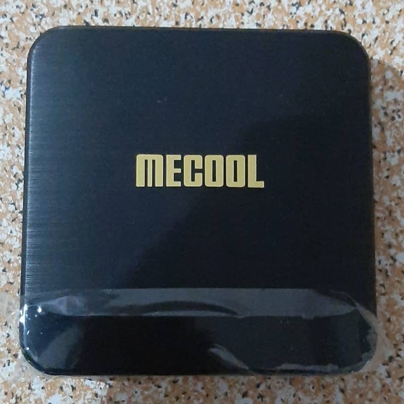 MeCool Android tv box With Voice Google & Bluetooth built-in 2