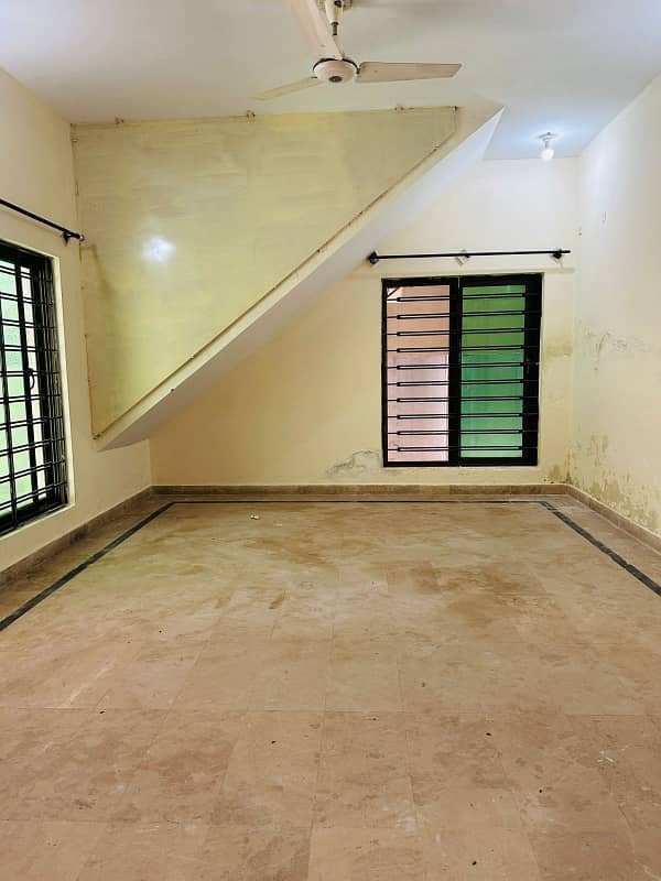 6 Marla Ground Portion For Rent In Gulraiz near Bahria Town 1