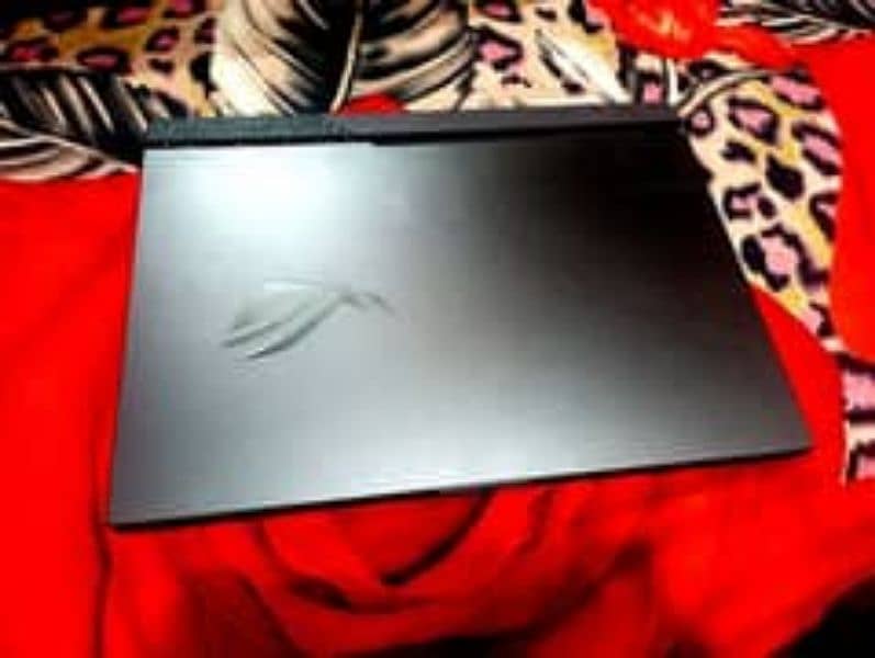 Asus ROG G513 Gaming Laptop 2