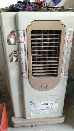 Room Air Cooler with Bloor Air