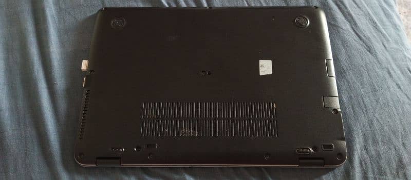 Hp 745 G3 Amd a10 with radeon r6 graphics. . . read full ad 2
