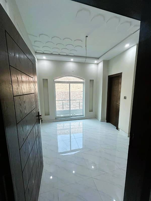Double Unit 3 Marla Modern House Available For Sale in Airport Road Lahore 10