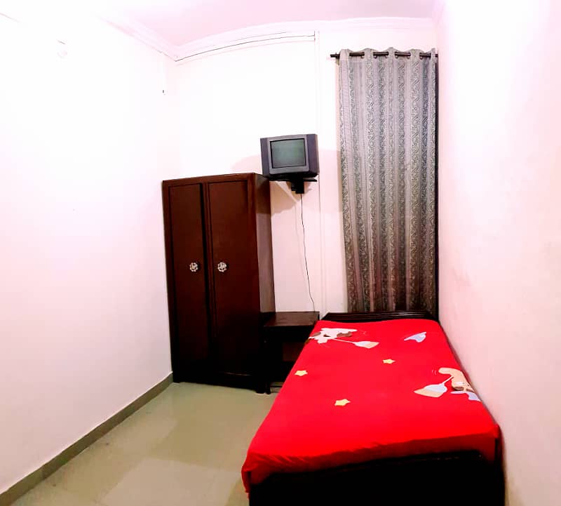 Independent And Sharing Rooms (Fully Furnished) Available For GIRLS ONLY 1