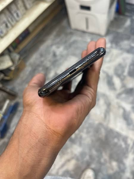 iPhone 11 pro maxx non pta 2