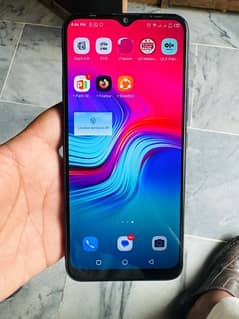 infinix hot 8i official pta approved 4+64 0