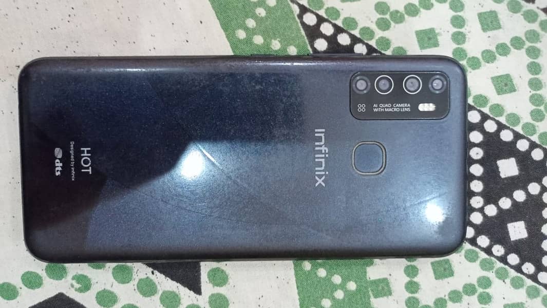 Infinix Hot 9 4/128GB 9/10 condition. with box 6