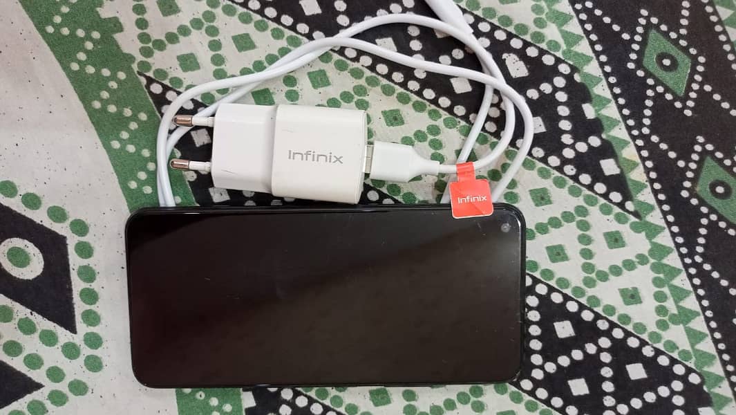 Infinix Hot 9 4/128GB 9/10 condition. with box 7
