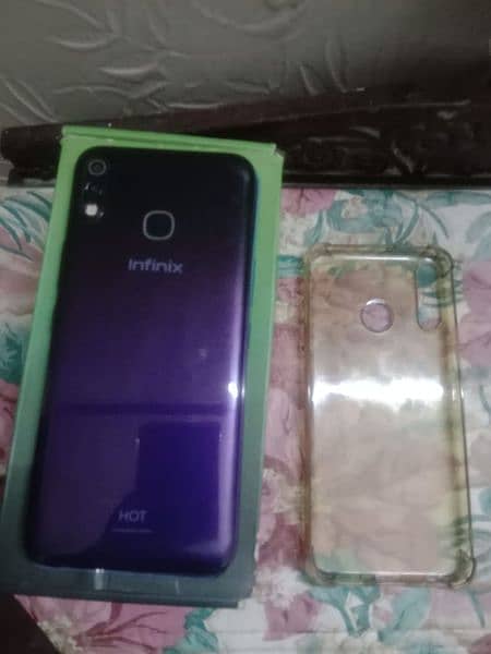 Infinix Hot 8 lite 0