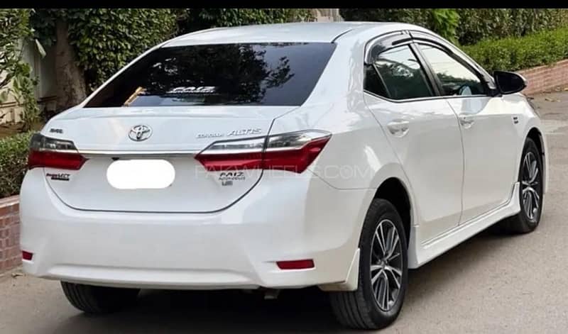 Toyota Corolla Altis 2018 1