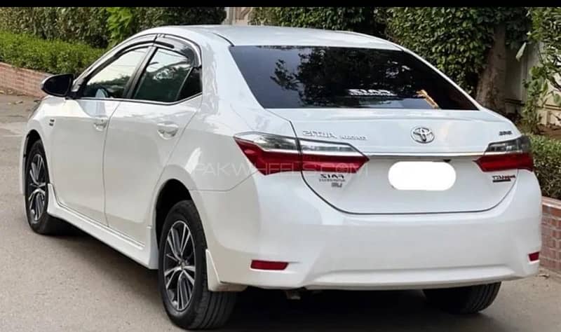 Toyota Corolla Altis 2018 5