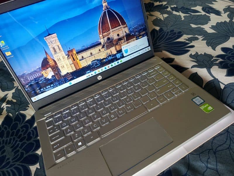 HP pavilion laptop 14-ce1xxx 1