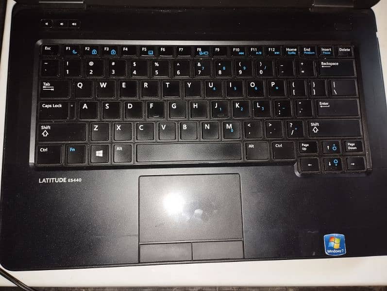 DELL LATITUDE E5440 2