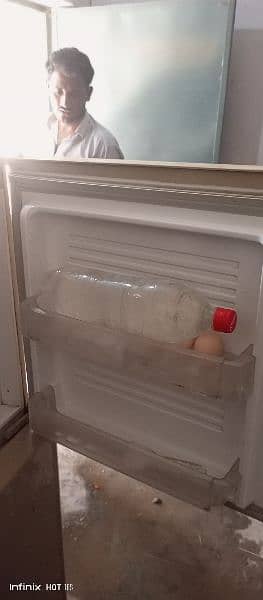 fridge in good condition 5