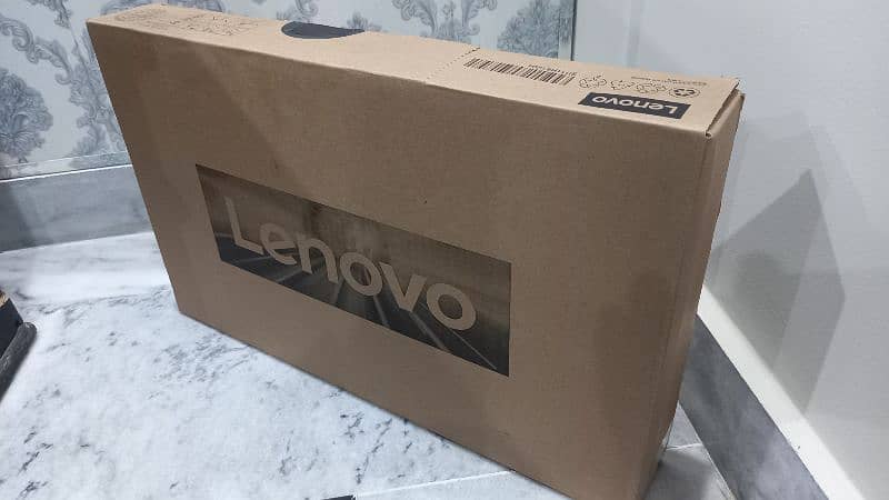 Lenovo V14 G3 4