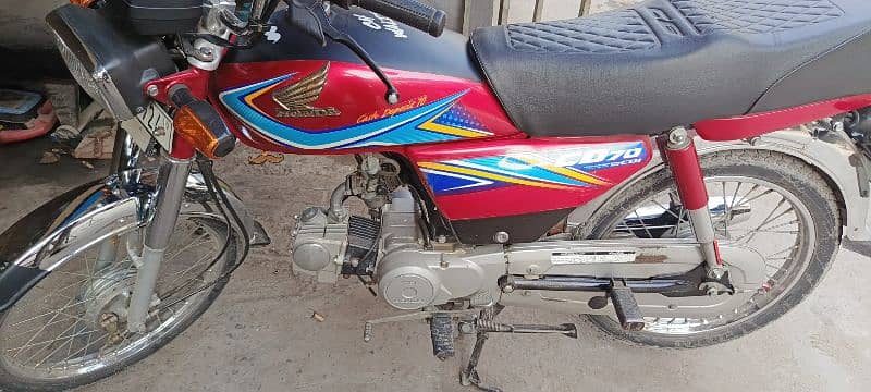 Honda CD 70 2019 new condition original 13000 Kilo meter 0