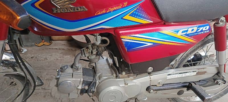 Honda CD 70 2019 new condition original 13000 Kilo meter 4