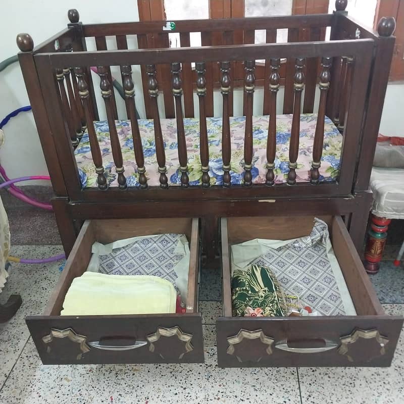 Kids bed / Baby cot / kids cot / kids furniture for sale 0