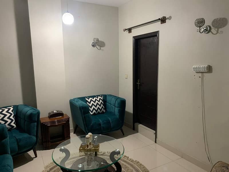 3 bed DD 4th floor Comfort society Yaseenabad available for rent 3