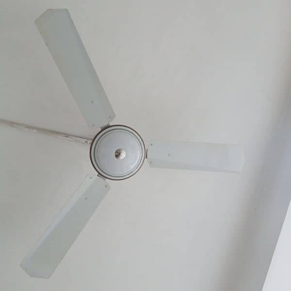 Ceiling Fan Good condition Harvey Quality for sale 1