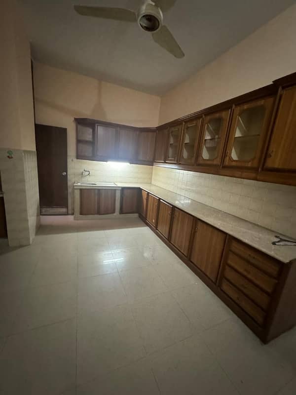 Cantt 1.5 Kanal Upper Portion 3 Bedrooms For Rent Best For Silent Office VIP Location 1
