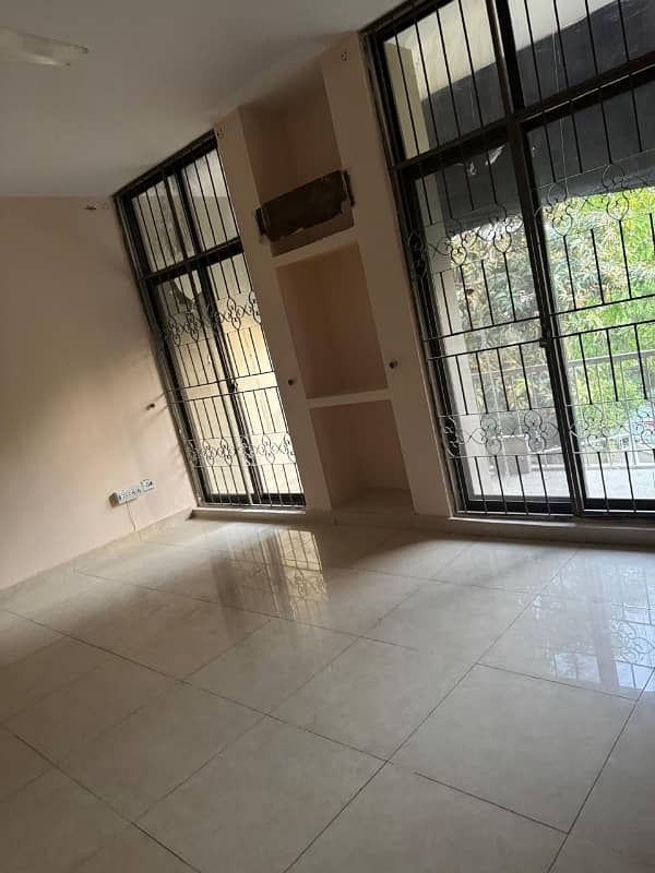 Cantt 1.5 Kanal Upper Portion 3 Bedrooms For Rent Best For Silent Office VIP Location 9