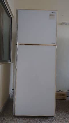 Hitachi Refrigerator (Large Size) 0
