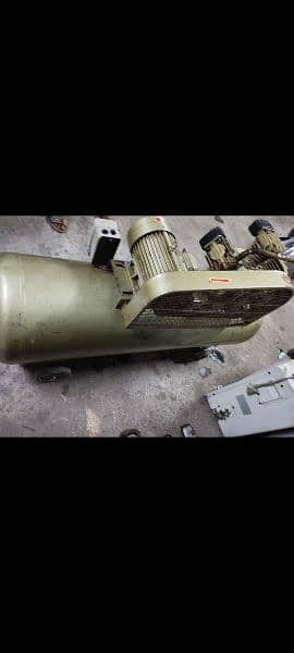 URGENT SALE AIR COMPRESSOR 3