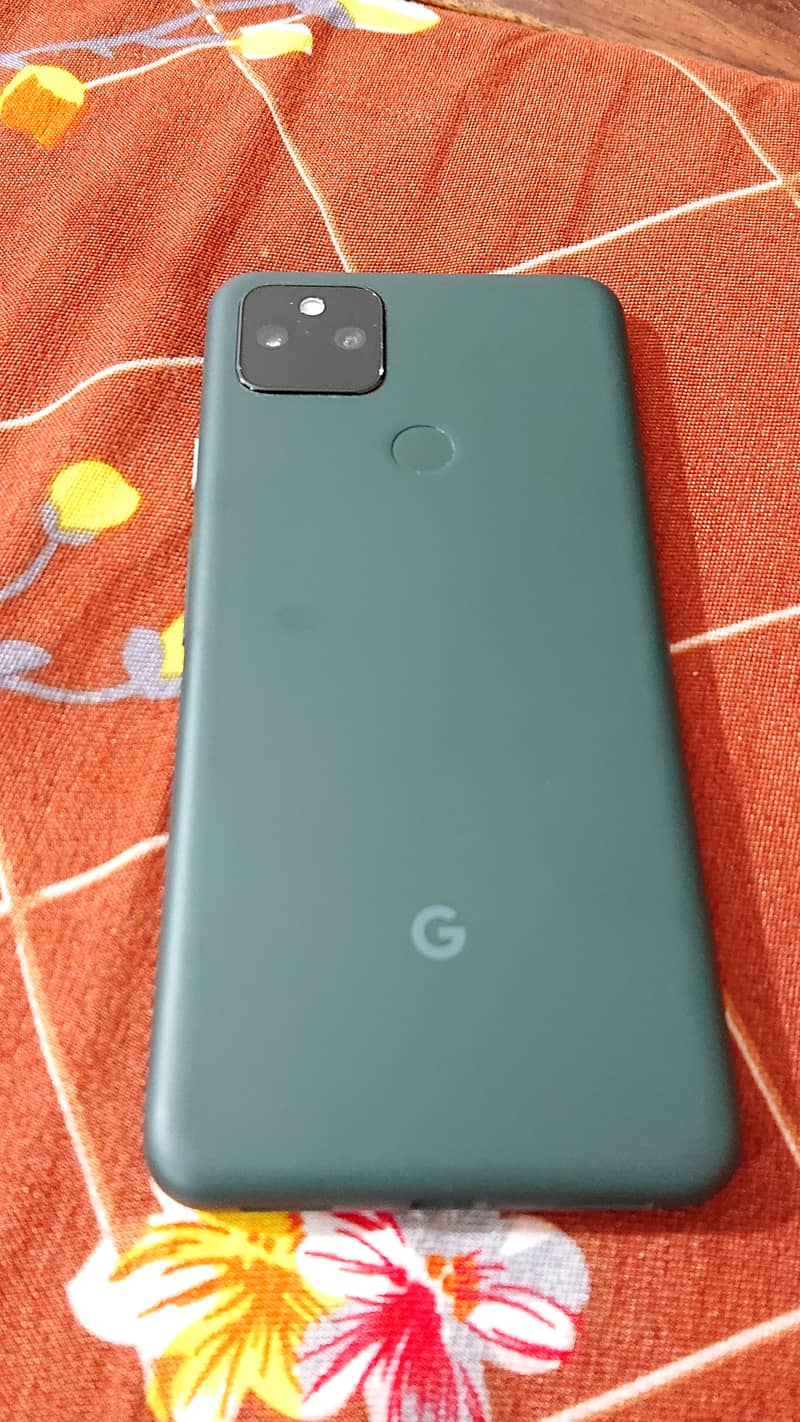 Goole Pixel 5a. 10/10 condition 5