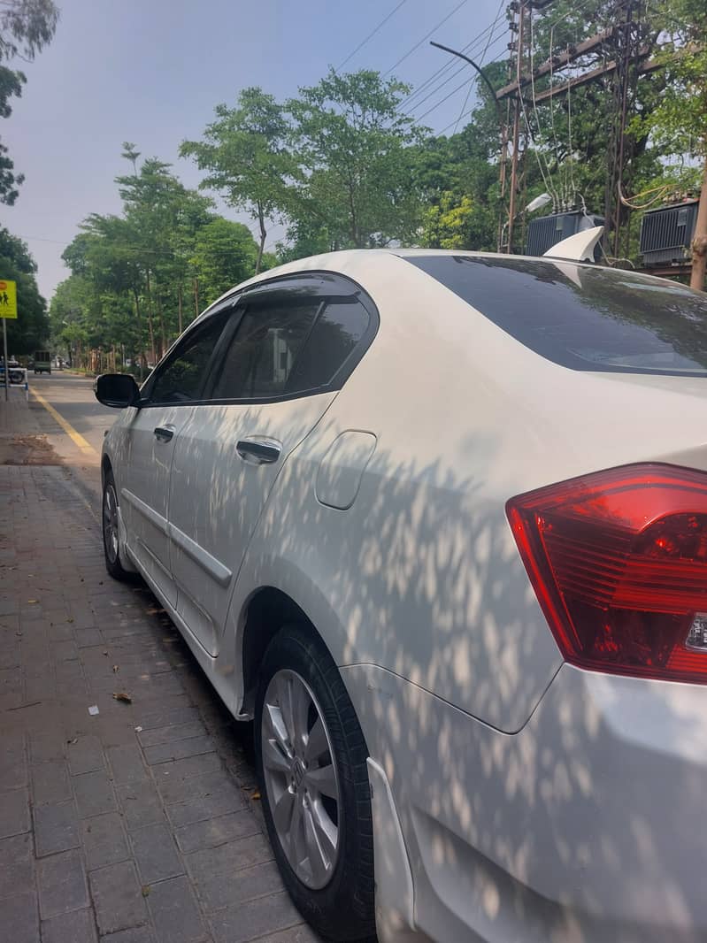 Honda City Aspire IVTEC 2018 8