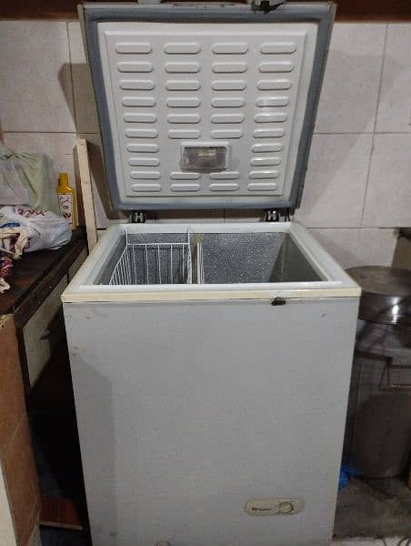 Dawlance Deep Freezer 3