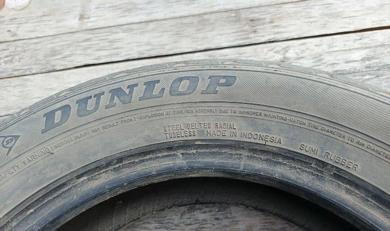 Dunlop Tire 4 Tyre 1